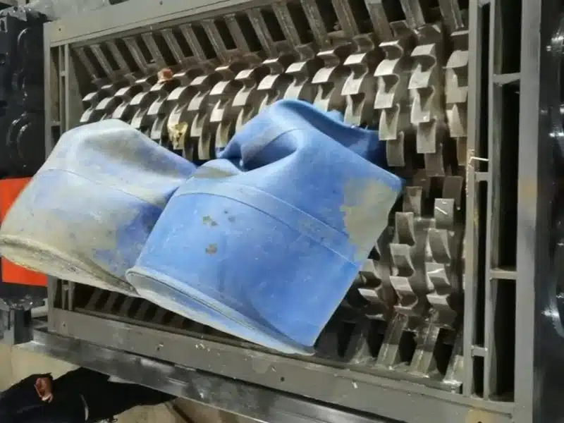 Industrial Shredders and Grinders1