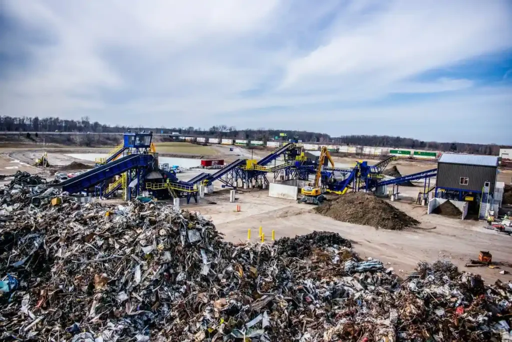 recycling process with machines