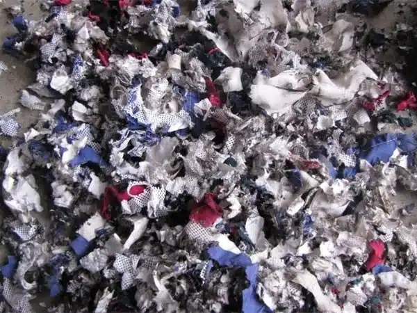 Both natural (cotton, wool) and synthetic (polyester, nylon) fibers